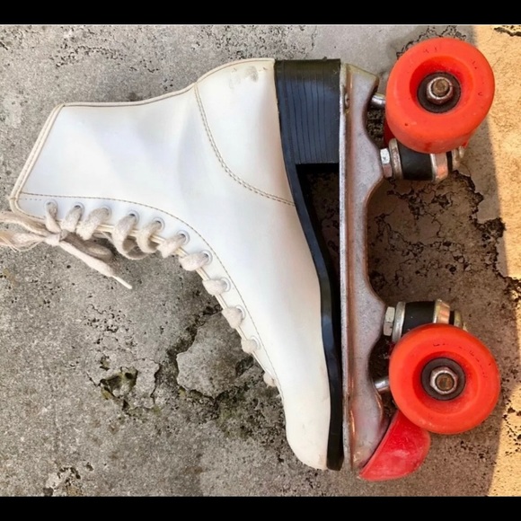VINTAGE ROLLER SKATES WOMEN 7 - Picture 6 of 9